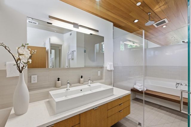 1353 Martin Avenue, Palo Alto, CA 94301