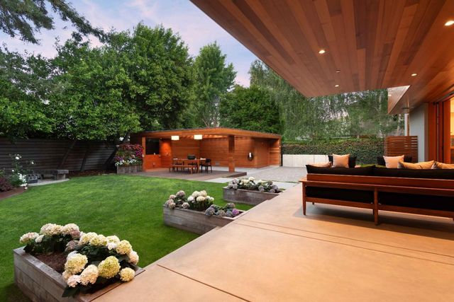 1353 Martin Avenue, Palo Alto, CA 94301