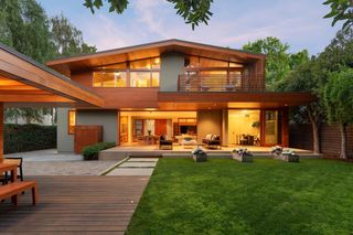 1353 Martin Avenue, Palo Alto, CA 94301