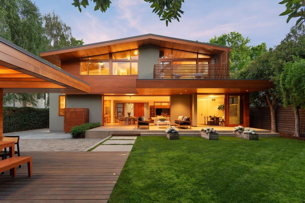1353 Martin Avenue, Palo Alto, CA 94301