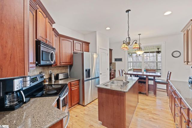 530 Woodheights Way, Travelers Rest, SC 29690