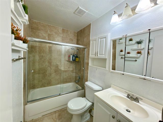 1519 Clearbrook Street, Lancaster, TX 75134