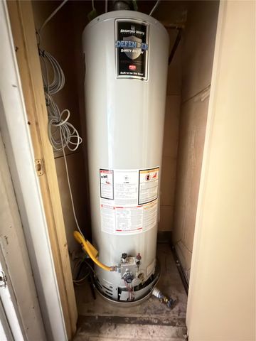 1519 Clearbrook Street, Lancaster, TX 75134