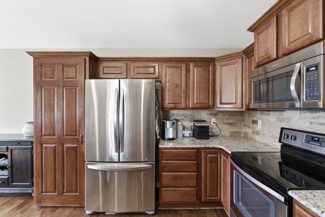 12612 E Cherry Creek St, Wichita, KS 67207