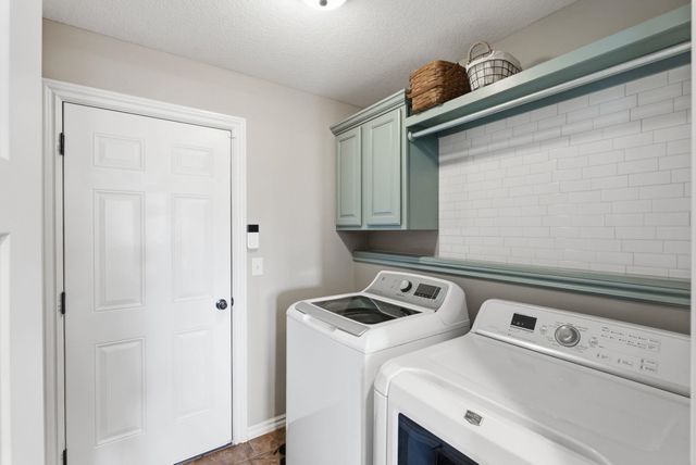 12612 E Cherry Creek St, Wichita, KS 67207