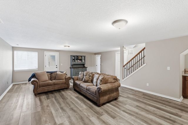 12612 E Cherry Creek St, Wichita, KS 67207