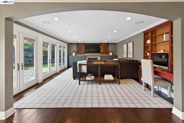 1923 Whitecliff Way, Walnut Creek, CA 94596