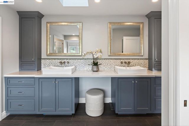 1923 Whitecliff Way, Walnut Creek, CA 94596