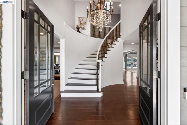 1923 Whitecliff Way, Walnut Creek, CA 94596