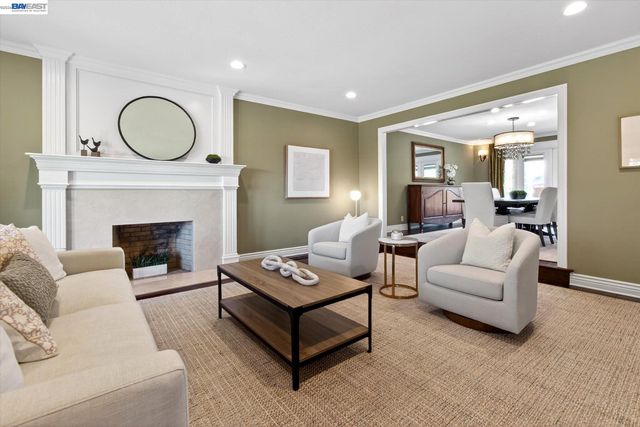 1923 Whitecliff Way, Walnut Creek, CA 94596