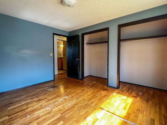 6005 N Oxford Dr, Spokane, WA 99208