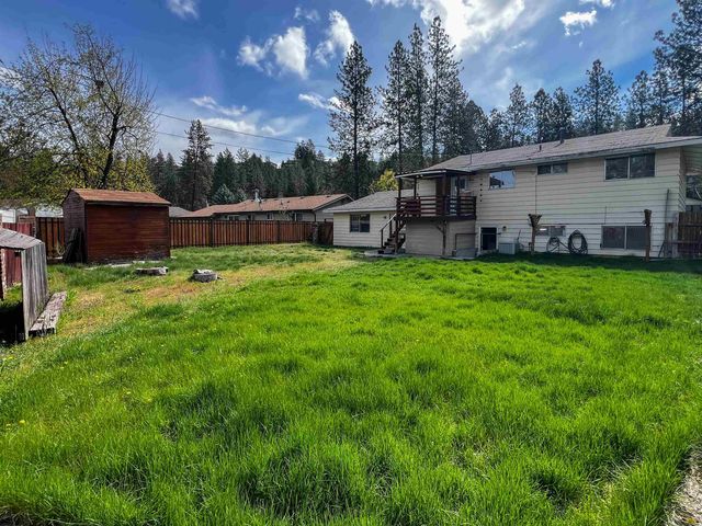 6005 N Oxford Dr, Spokane, WA 99208