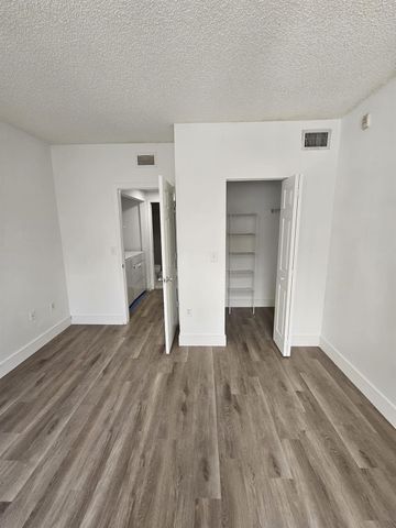 2351 W Preserve Way 203, Miramar, FL 33025