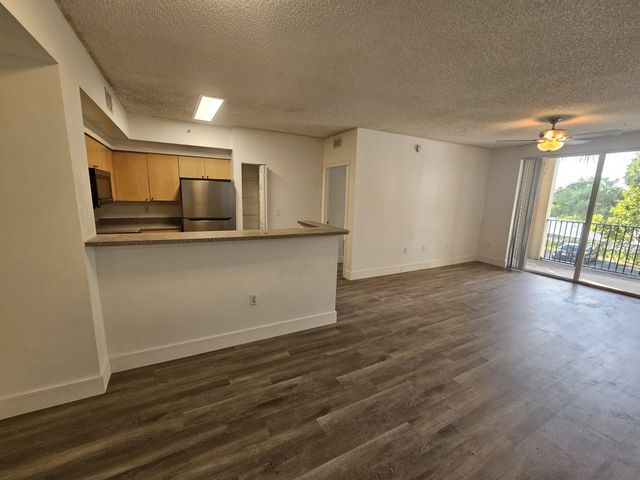 2351 W Preserve Way 203, Miramar, FL 33025