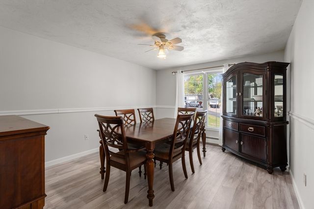 12 Hyannis Place, Worcester, MA 01604