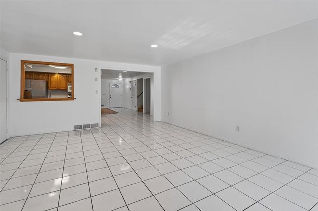 526 Sharon Drive, Greece, NY 14626