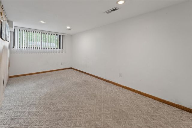 526 Sharon Drive, Greece, NY 14626