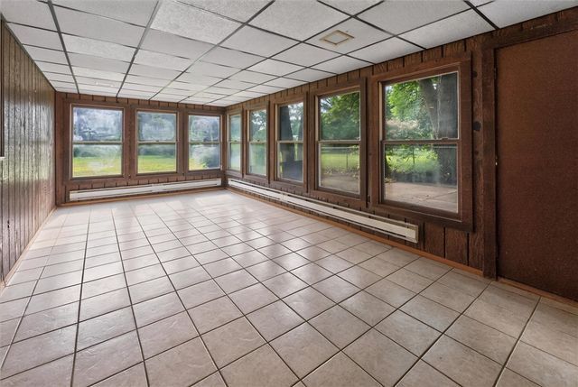 526 Sharon Drive, Greece, NY 14626