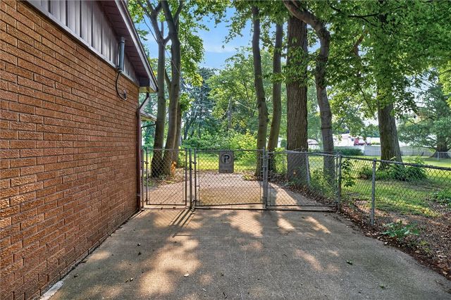 526 Sharon Drive, Greece, NY 14626
