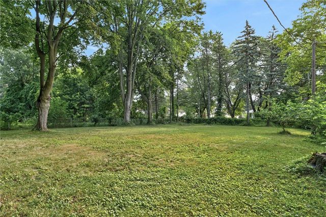526 Sharon Drive, Greece, NY 14626