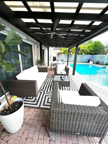 4827 SW 34th Avenue, Hollywood, FL 33312