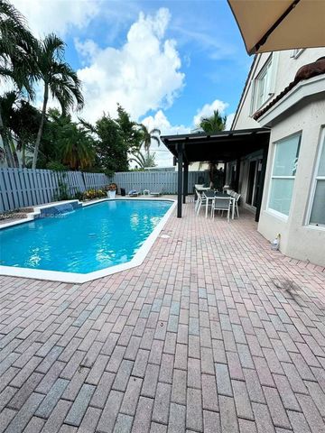 4827 SW 34th Avenue, Hollywood, FL 33312