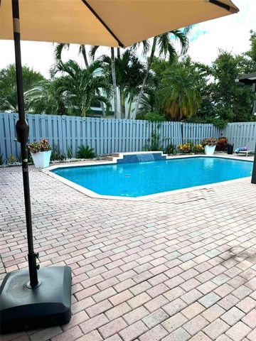 4827 SW 34th Avenue, Hollywood, FL 33312