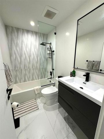 4827 SW 34th Avenue, Hollywood, FL 33312