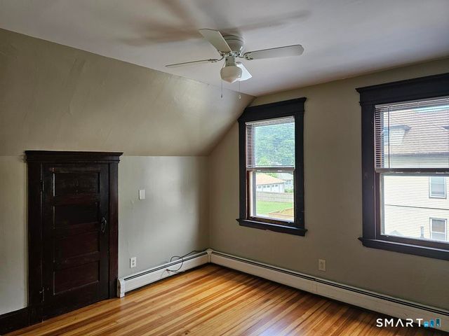 169 Winchester Avenue 3, New Haven, CT 06511