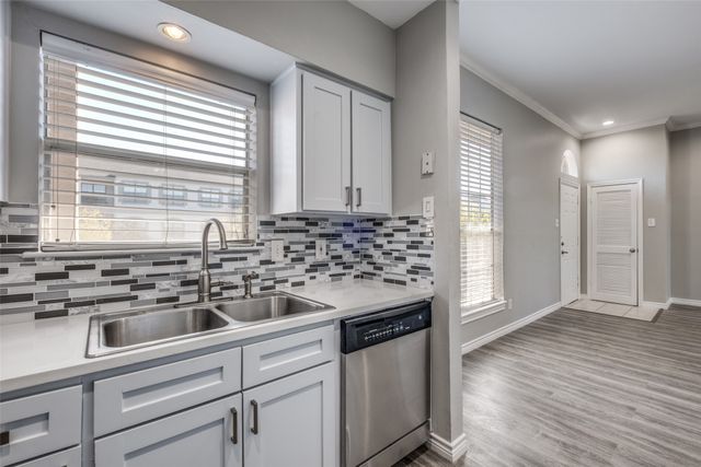 3311 Blackburn Street 202, Dallas, TX 75204