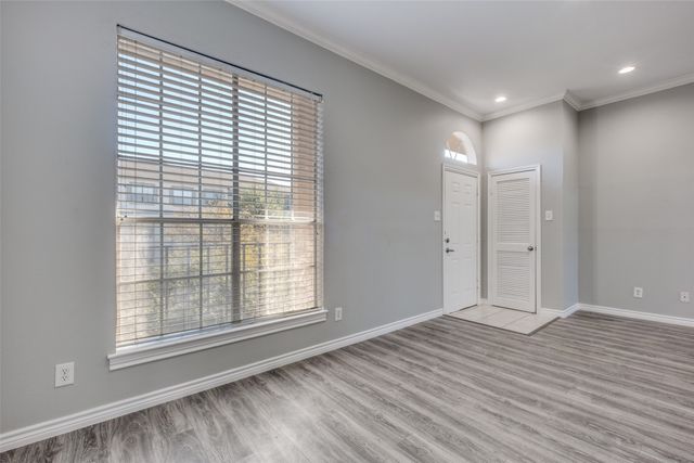 3311 Blackburn Street 202, Dallas, TX 75204