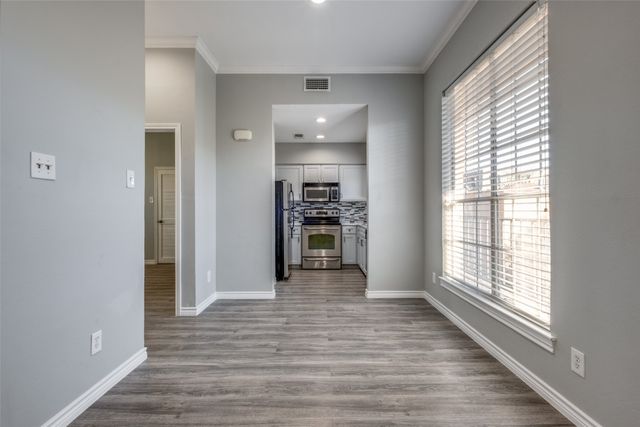 3311 Blackburn Street 202, Dallas, TX 75204