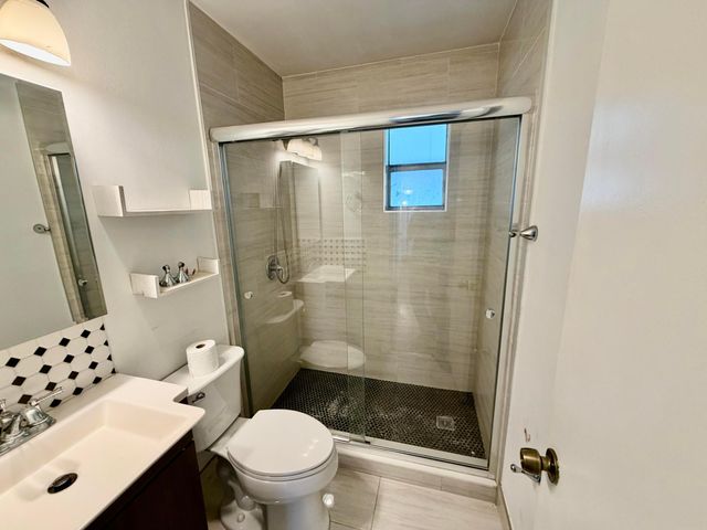 2821 Duke Lane, Delray Beach, FL 33445