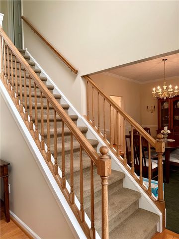 12 Shetland Circle, Chili, NY 14624