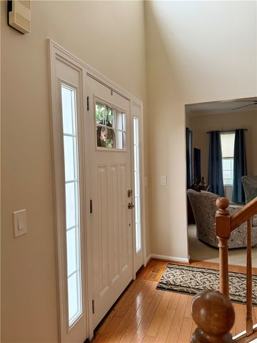 12 Shetland Circle, Chili, NY 14624