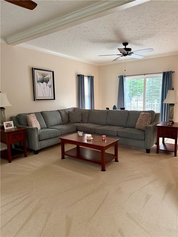 12 Shetland Circle, Chili, NY 14624