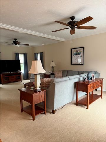 12 Shetland Circle, Chili, NY 14624
