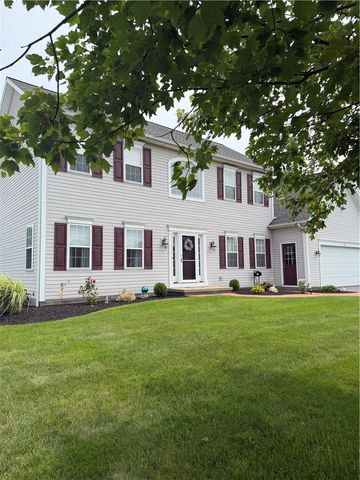12 Shetland Circle, Chili, NY 14624