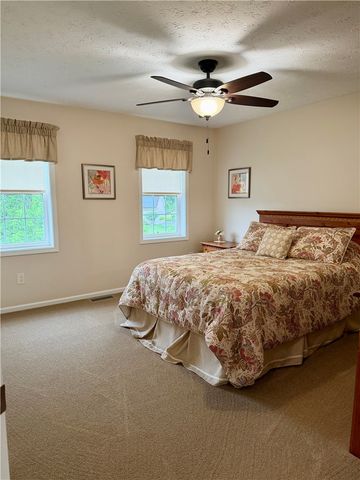 12 Shetland Circle, Chili, NY 14624