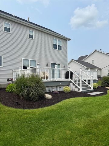 12 Shetland Circle, Chili, NY 14624
