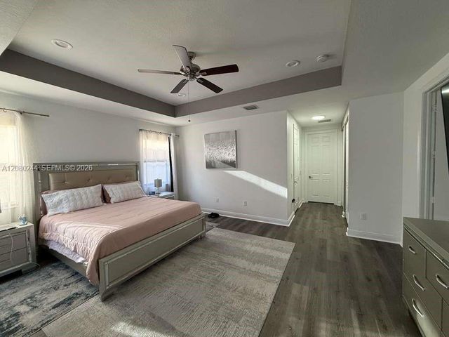 9907 NW 87th Terrace, Doral, FL 33178