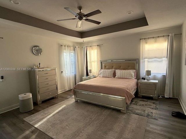 9907 NW 87th Terrace, Doral, FL 33178