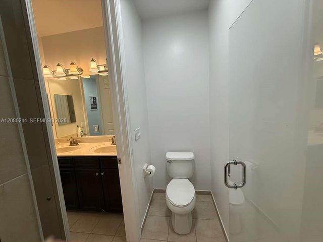 9907 NW 87th Terrace, Doral, FL 33178
