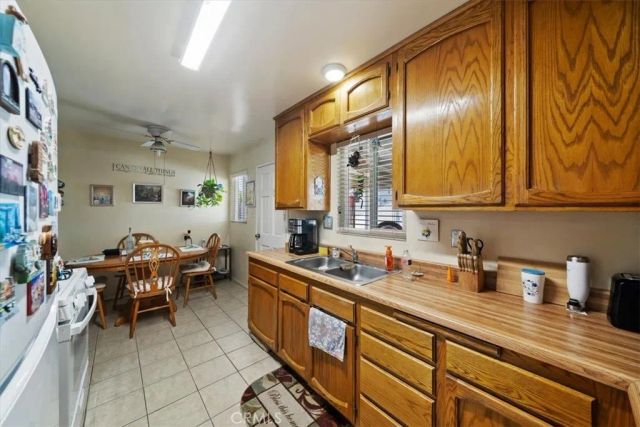 18234 Santa Ana, Bloomington, CA 92316