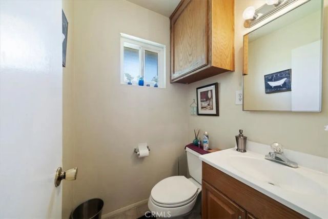 18234 Santa Ana, Bloomington, CA 92316