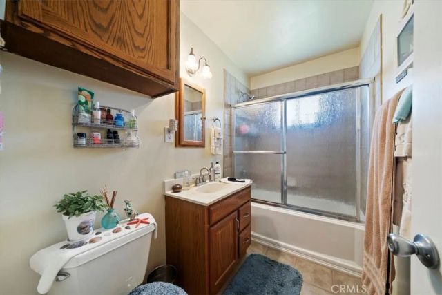 18234 Santa Ana, Bloomington, CA 92316