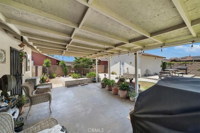 18234 Santa Ana, Bloomington, CA 92316