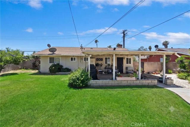 18234 Santa Ana, Bloomington, CA 92316