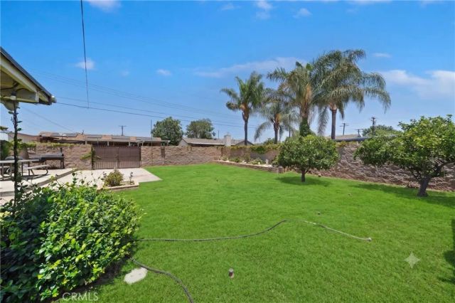 18234 Santa Ana, Bloomington, CA 92316