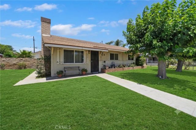 18234 Santa Ana, Bloomington, CA 92316